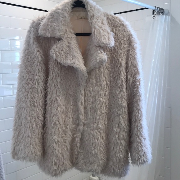 Faux fur Millibon Stitch and Feather jacket - Picture 3 of 4